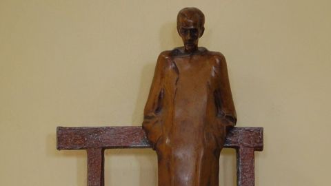 Statue of Miklós Radnóti